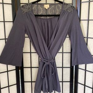 Ella Moss Grey top Size S